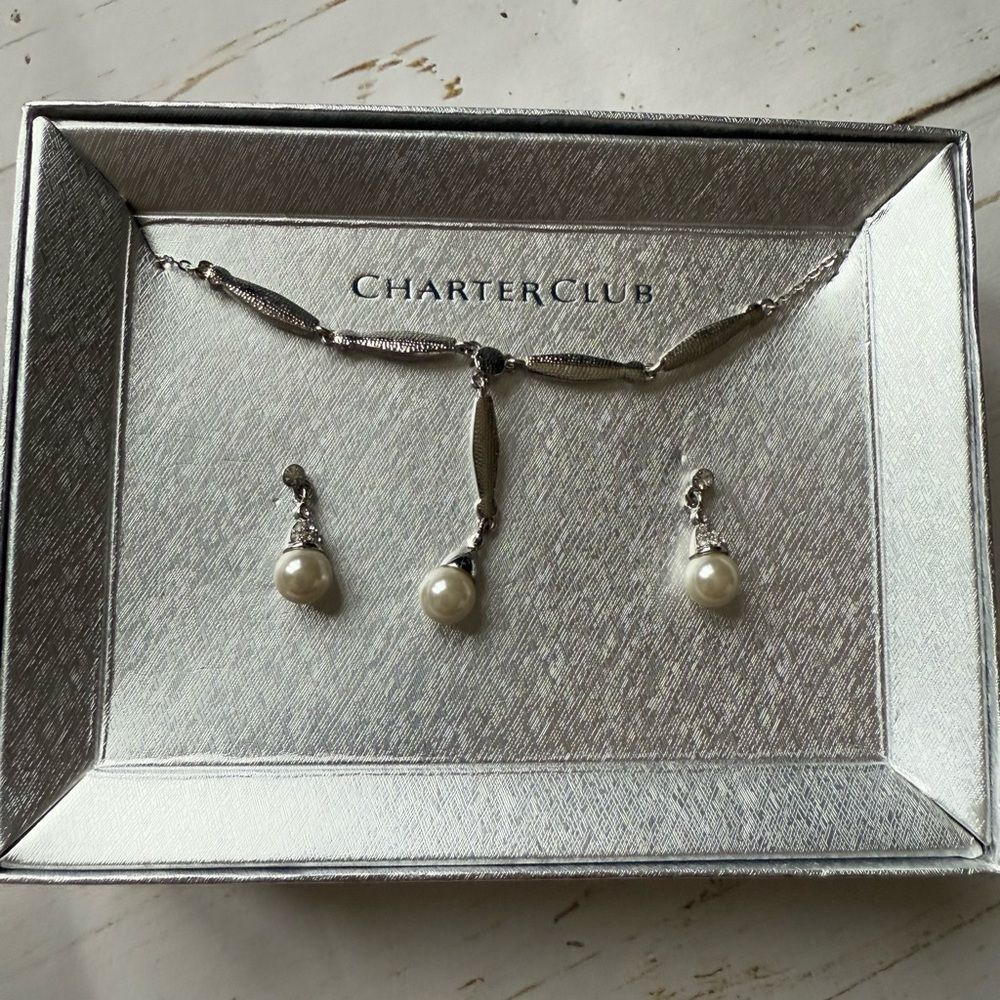 Charter club necklace earrings set 16-17.5 inch necklace silver color faux pearl